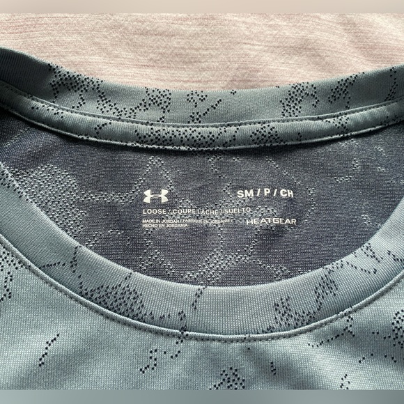 Under Armour T-Shirts (x2) - Picture 5 of 5